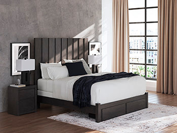 Fraluna Bed - Furniture Land (Milwaukee, WI)