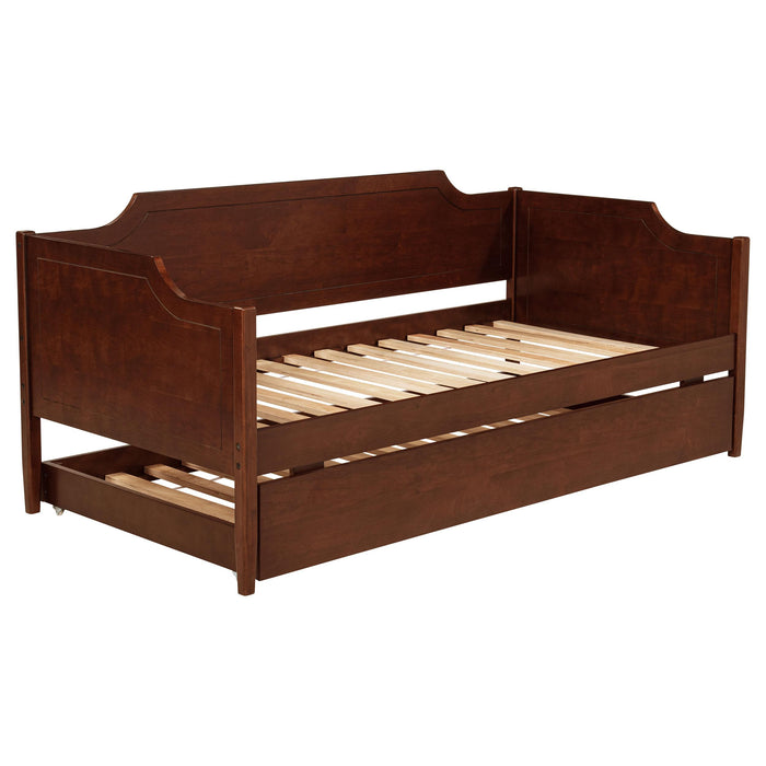 Redding Daybeds - Furniture Land (Milwaukee, WI)