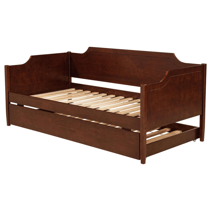 Redding Daybeds - Furniture Land (Milwaukee, WI)