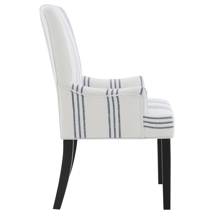 Herran Arm Chairs - Furniture Land (Milwaukee, WI)