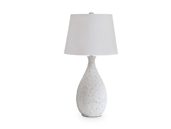 Wyattford Table Lamp - Furniture Land (Milwaukee, WI)