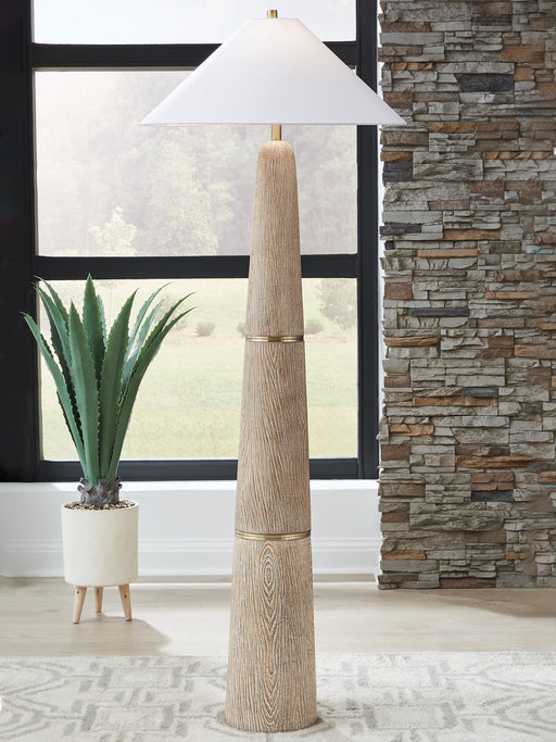 Gasparleigh Floor Lamp - Furniture Land (Milwaukee, WI)