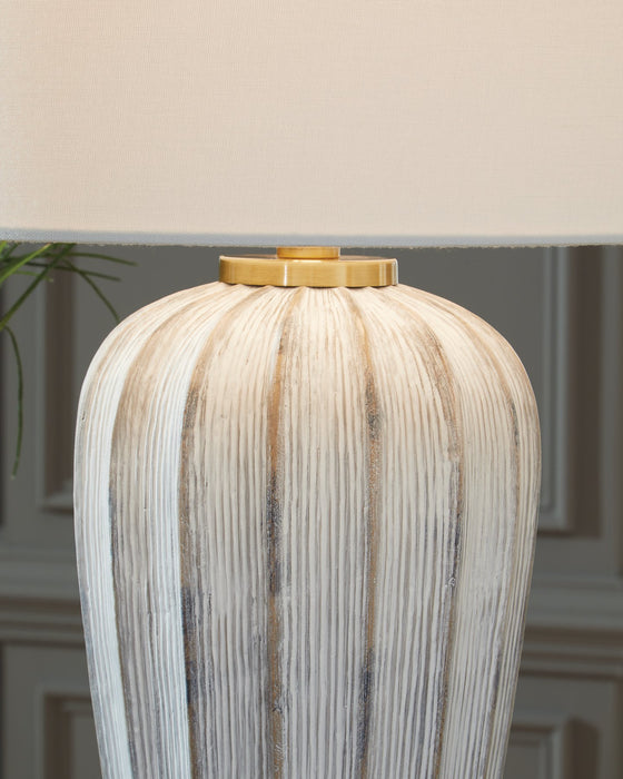 Lanwell Table Lamp - Furniture Land (Milwaukee, WI)