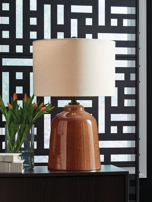 Aaleahya Table Lamp - Furniture Land (Milwaukee, WI)