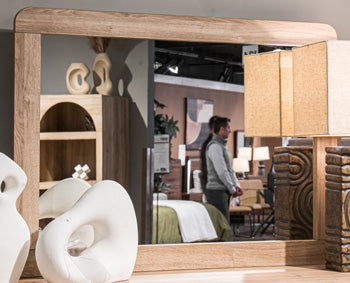 Kinlanni Bedroom Mirror - Furniture Land (Milwaukee, WI)