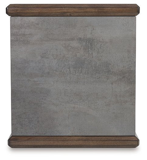 Kallenny End Table - Furniture Land (Milwaukee, WI)