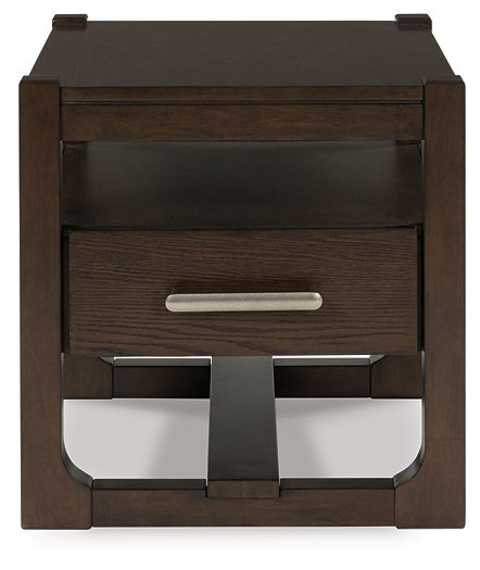 Breckington End Table - Furniture Land (Milwaukee, WI)