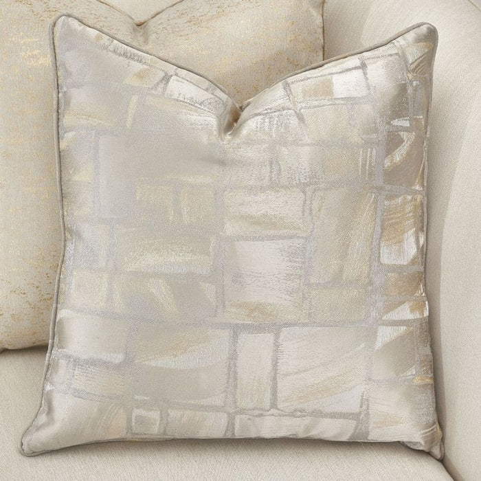 AICO La Rachelle Chaise ICICLE in Medium Champagne - Furniture Land (Milwaukee, WI)