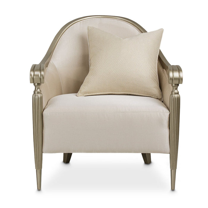 AICO London Place Accent Chair in Champagne - Furniture Land (Milwaukee, WI)