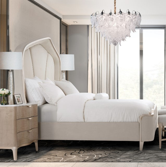 AICO Malibu Crest Queen Curved Panel Bed in Chardonnay - Furniture Land (Milwaukee, WI)