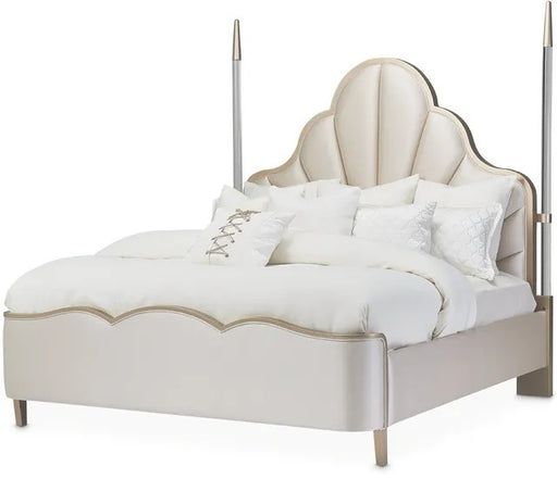 AICO Malibu Crest Cal King Scalloped Poster Bed in Chardonnay - Furniture Land (Milwaukee, WI)