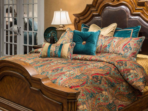 AICO Seville 9-pc Queen Comforter Set in Honey - Furniture Land (Milwaukee, WI)