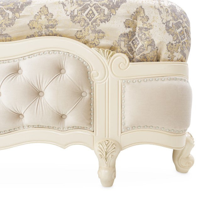 AICO Lavelle Queen Wing Mansion Bed in Classic Pearl - Furniture Land (Milwaukee, WI)